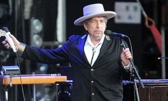 Bob Dylan archives land in Oklahoma, near Guthrie museum